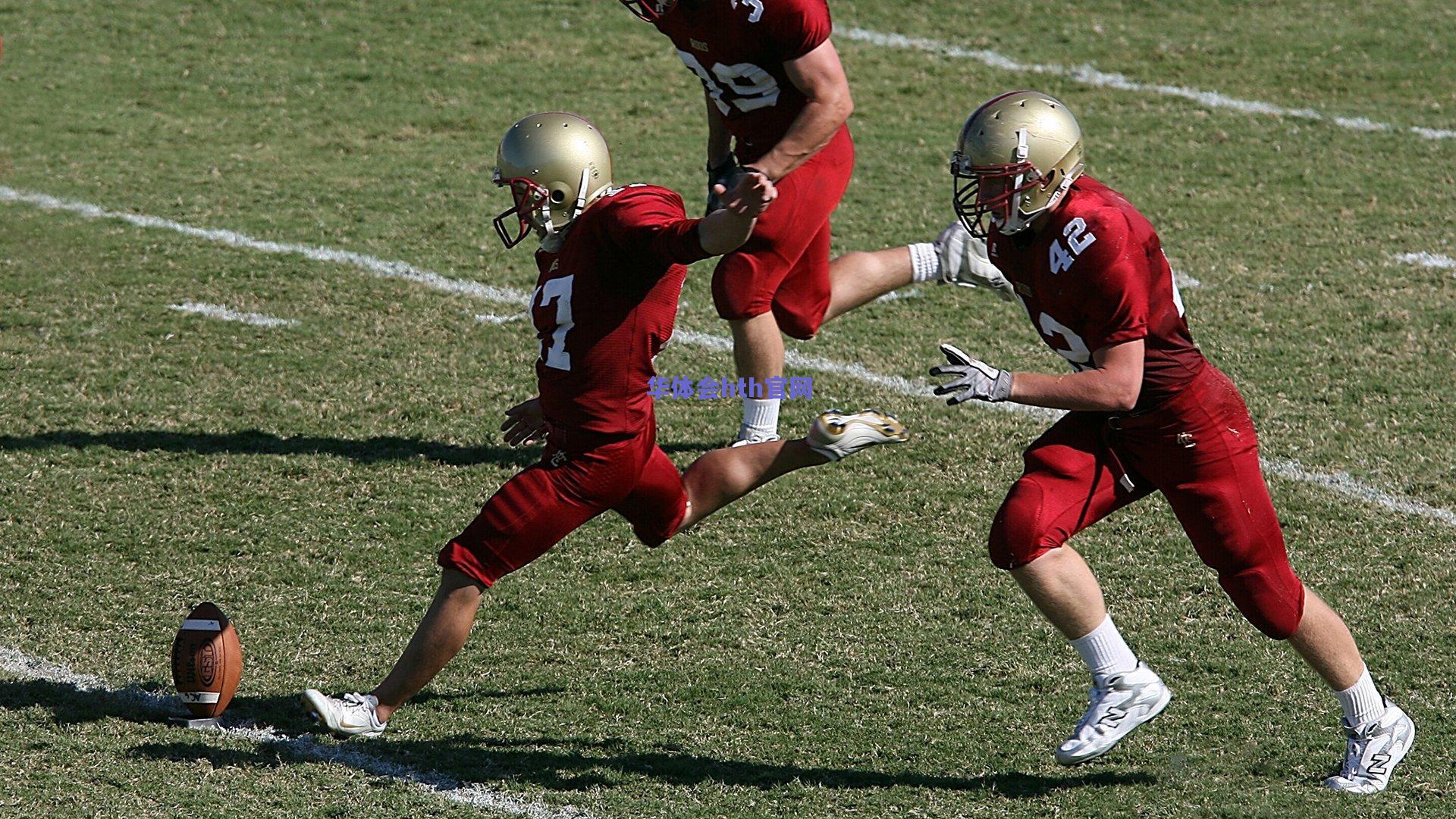 埃弗顿旧将公开回呛内维尔，战术分析省省吧，别以为自己是瓜迪奥拉